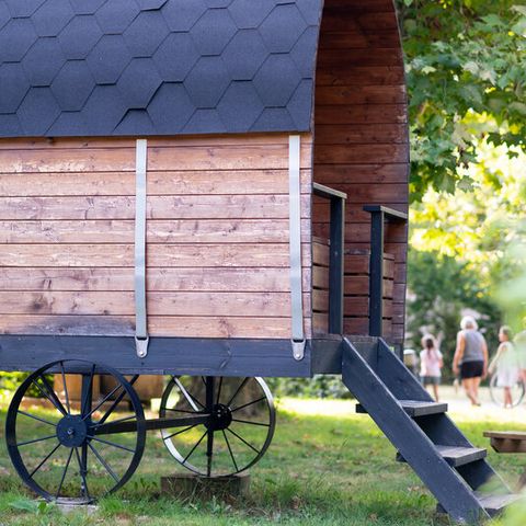 SISTEMAZION ATIPICHE 4 persone - Roulottes du Val de Saône ( 2 adulti + 2 bambini)