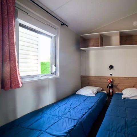 MOBILE HOME 6 people - Eco 3 Rooms 4/6 People + TV (4 adults and 2 children under 18),