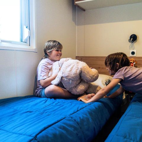 MOBILE HOME 6 people - Eco 3 Rooms 4/6 People + TV (4 adults and 2 children under 18),