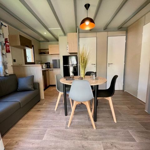 Chalet 4 Personen - PREMIUM 39m² (2 Schlafzimmer) davon überdachte Terrasse + TV