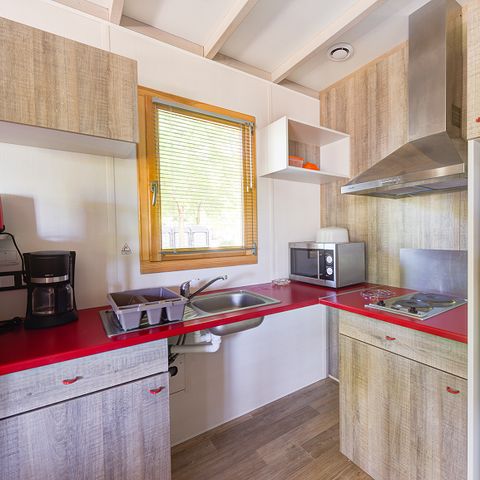 Chalet 4 persons - COMFORT 50m² PMR (2 bedrooms) including covered terrace + TV