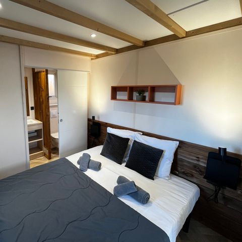 CHALET 7 persone - Prestige 60 m² (3 camere) con terrazza coperta + Aria condizionata + TV + LV + Plancha
