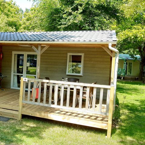Chalet 6 persons - PREMIUM 48 m² - 3 bedrooms - Including semi-covered terrace - TV+ LV - Air conditioning - Plancha