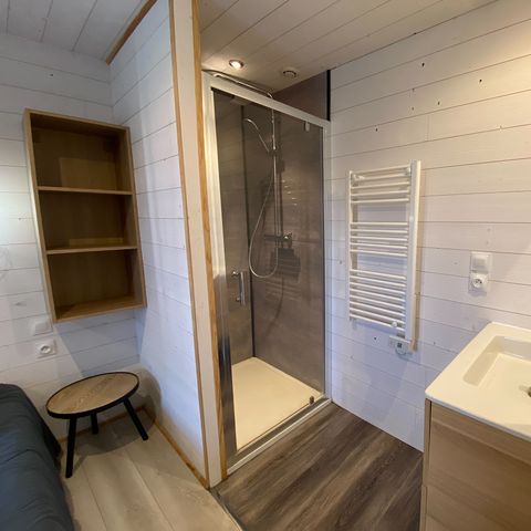 Chalet 7 personnes - PREMIUM 50m² - 3 chambres - Terrasse - TV - Lave-vaisselle - Plancha - Climatisation
