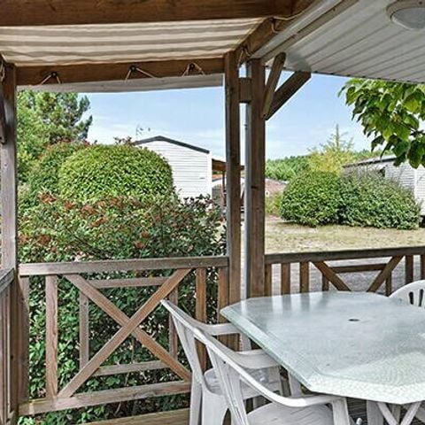 Stacaravan 4 personen - Stacaravan | Comfort | 2 Slaapkamers | 4 Pers. | Verhoogd terras