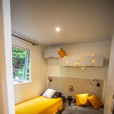 BUNGALOW 8 personnes - Mobil Home 4/8 pers climatisé