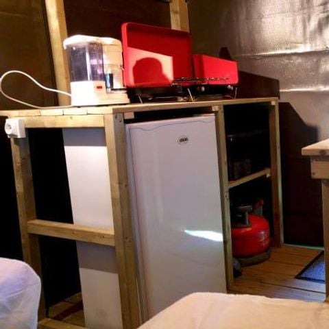 Tente en toile et en bois 2 personnes - Lodg'Yssée 1 chambre 7 m² 2 pers