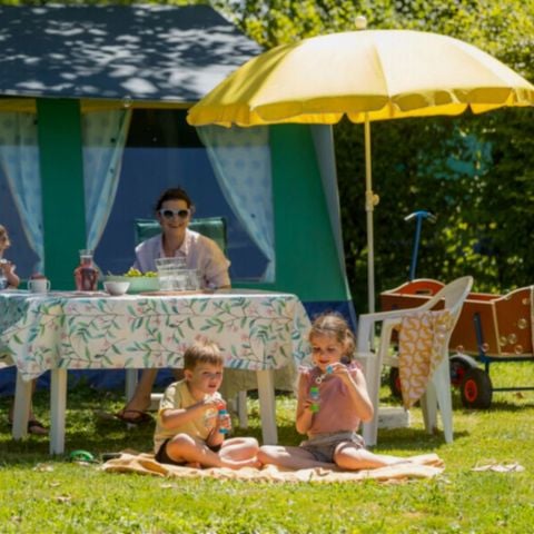Tent 5 personen - FLEUVE - zonder sanitaire voorzieningen