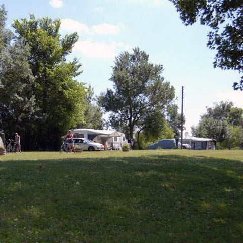 STAANPLAATS - Campings