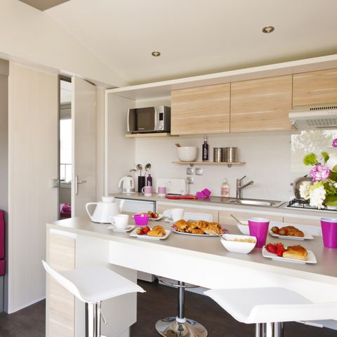 MOBILHOME 4 personnes - Cottage Premium 28m² (2 chambres) + terrasse couverte + LV + TV + Draps + serviettes