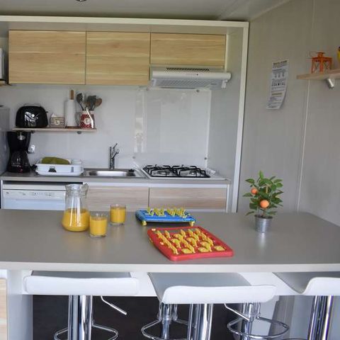 Stacaravan 4 personen - Cottage Premium 28m² (2 slaapkamers) + overdekt terras + LV + TV + Lakens + handdoeken