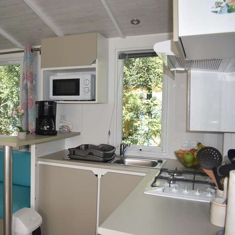 STACARAVAN 6 personen - Comfort cottage 32m² (3 kamers) + overdekt terras + TV + Lakens inbegrepen