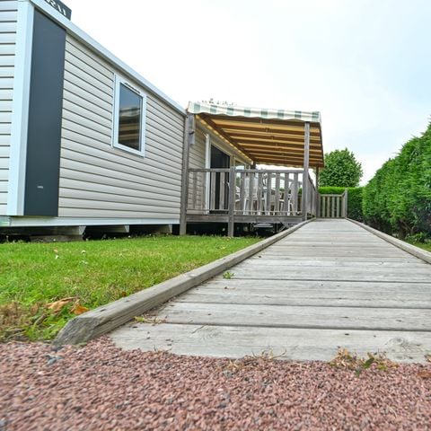 BUNGALOW 2 personnes - PMR - 34m² - 2 chambres (la deuxième chambre pour des enfants de 6 à 10 ans).