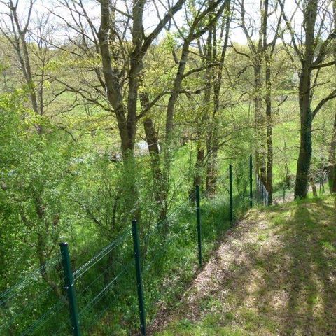 Chalet 2 personen - Houten ecocabin met sanitaire voorzieningen (geschikt voor maximaal 4 personen tegen betaling op de camping)