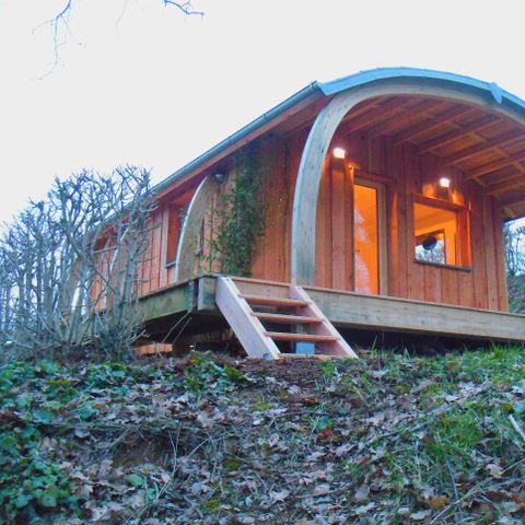 CHALET 2 people - Wooden eco-cabin with sanitary facilities (can accommodate up to 4 people for an additional charge at the campsite)