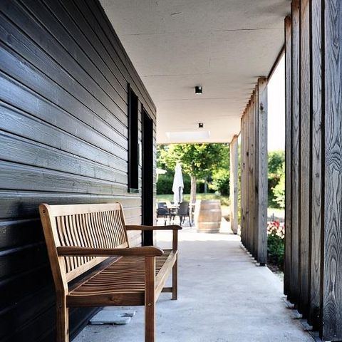 PLOT - Large comfort pitch -caravan and motorhome