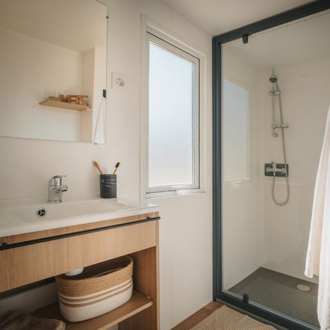 BUNGALOW 5 personnes - Premium - 2 chambres + Terrasse + LV