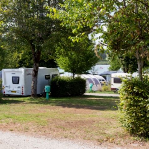 Stellplatz - Stellplatz mit Strom