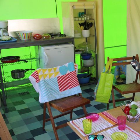 TIENDA DE CAMPAÑA 4 personas - EOLE ECO sin instalaciones sanitarias