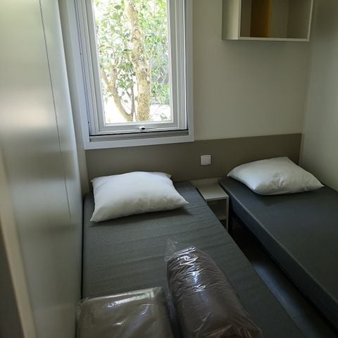 BUNGALOW 6 personnes - Mobil-Home Confort+ 3 Chambres 6 Personnes