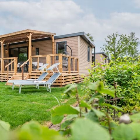 MOBILHOME 8 personnes - Mobil-home | Ultimate | 3 Ch. | 6/8 Pers. | Terrasse Lounge | Outdoor kitchen | 2 SDB | Clim. | TV