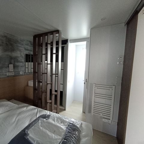 Stacaravan 5 personen - C- Mobil Home Méditerranée - 2 slaapkamers