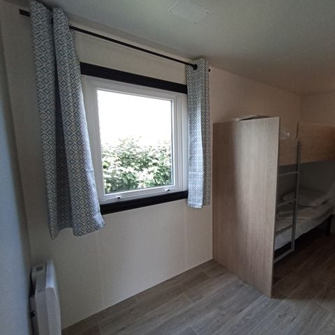 Mobilhome 5 personnes - Hélios - PMR - 2 chambres - 32m² avec terrasse semi-couverte