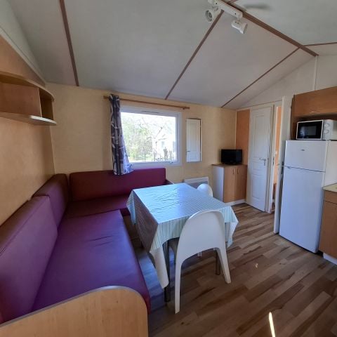 BUNGALOW 4 personnes - C - Mobile-home 2 ch. Confort - SAMEDI 4 pers.