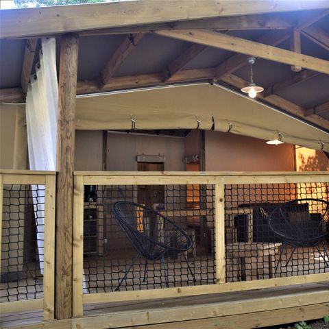 HÉBERGEMENT INSOLITE 4 personnes - ECOLODGE sans sanitaires