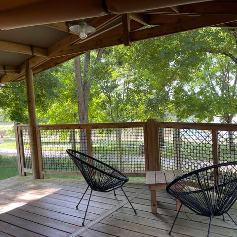 HÉBERGEMENT INSOLITE 4 personnes - ECOLODGE avec sanitaires