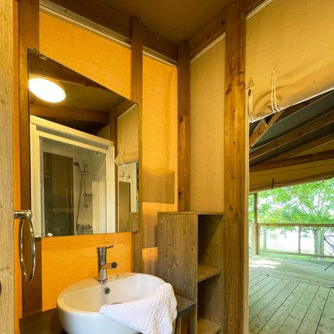 HÉBERGEMENT INSOLITE 4 personnes - ECOLODGE avec sanitaires