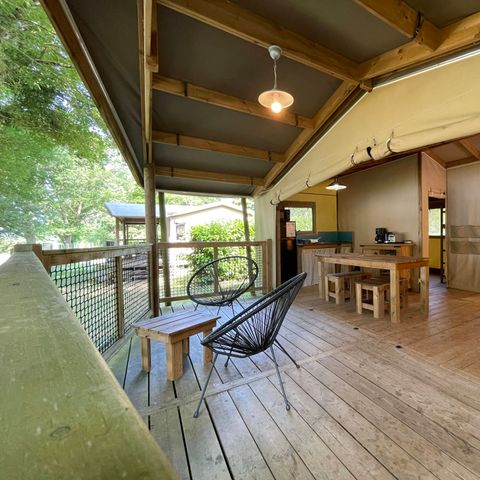 HÉBERGEMENT INSOLITE 4 personnes - ECOLODGE avec sanitaires