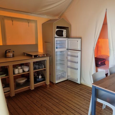 Tente en toile et en bois 4 personnes - TENTE LODGE 2 chambres 26m²