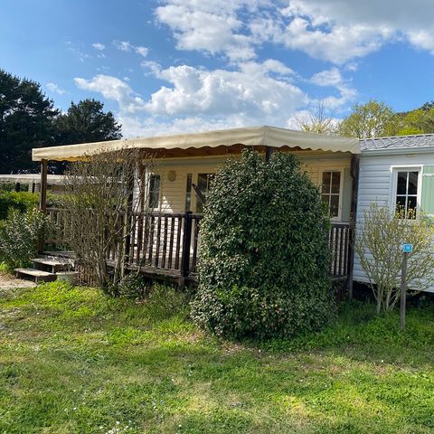 Stacaravan 6 personen - COMFORT - 3 kamers - 32m² - terras