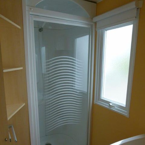 Stacaravan 6 personen - Stacaravan IRM Cordélia 32m², 3 slaapkamers (2008) 6/8 pers - extra personen mogelijk tegen betaling, neem contact op met de camping