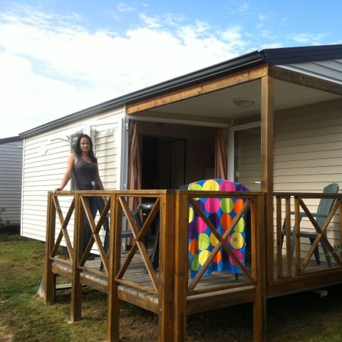 MOBILE HOME 4 people -  2-bedroom mobile home CONFORT (2008) 4/6 pers - additional persons possible at extra cost, contact the campsite