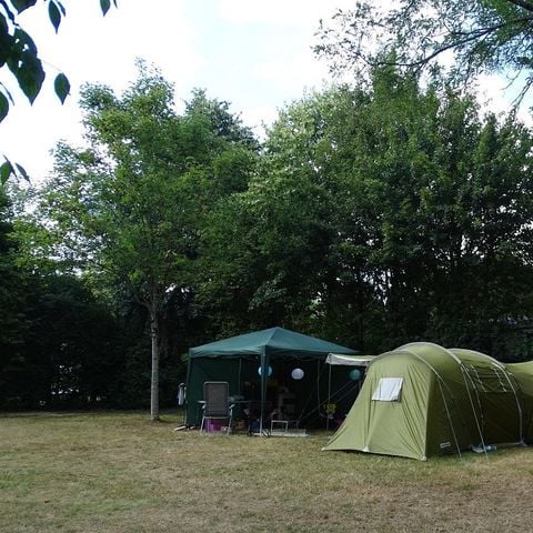 PARCELA - Paquete B: parcela + coche + electricidad