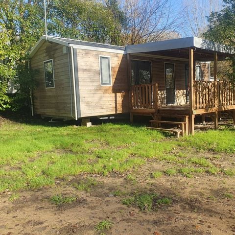 Mobile home 4 persons - 2-bedroom mobile home CONFORT PLUS 31m2 (2017) - additional persons possible at extra cost, contact the campsite