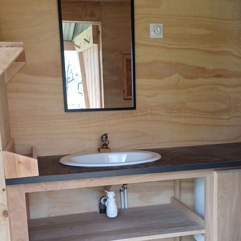 PLOT - Premium package - equipped with individual sanitary facilities