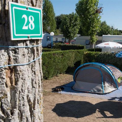 Stellplatz - Pauschale für Wanderer oder Radfahrer mit Zelt (mit Strom)