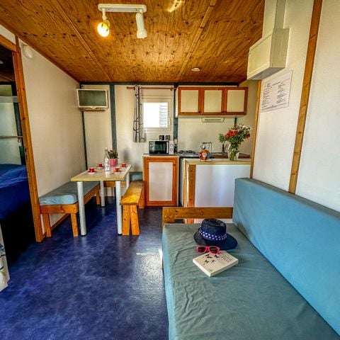 Chalet 4 persons - Azur Chalet: 2 bedrooms, integrated terrace, sleeps 1–4