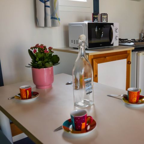 Chalet 4 personen - Chalet Azur mit 2 Schlafzimmern und integrierter Terrasse für 1–4 Personen