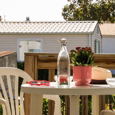Mobilheim 2 personen - Mobilheim „Bikini“ mit 1 Schlafzimmer und Terrasse für 1–2 Personen