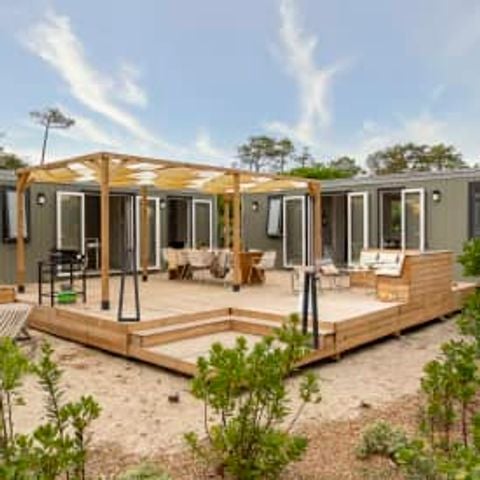 Stacaravan 10 personen - Cottage VRIENDEN 10p 5ch ****