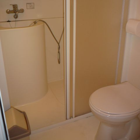 BUNGALOW DE LONA 5 personas - Tienda Canada Premium (agua, lavabo wc, sin ducha)