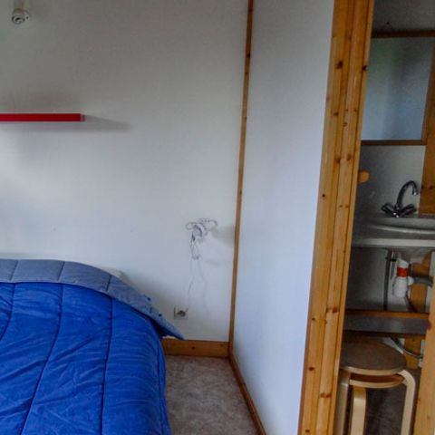 CHALET 4 personnes - NEW CHALET 17m² TV (1 chambre) 2 adultes 2 enfants -12ans 4 pers