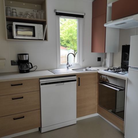 Mobilhome 6/8 personnes - LOCATION 40M² - 3 chambres - 2 salles de bain - PREMIUM TV CLIMATISATION LAVE VAISSELLE