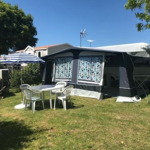 Wohnwagen 4 Personen - PREMIUM