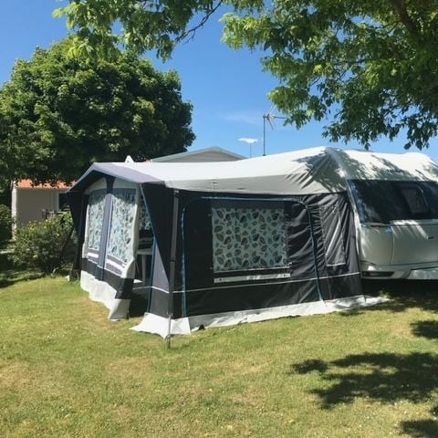 Wohnwagen 4 Personen - PREMIUM