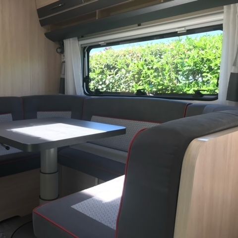 Wohnwagen 4 Personen - PREMIUM